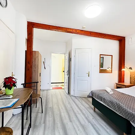 Ξενοδοχείο Balaton 3*