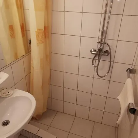 Ξενοδοχείο Balaton 3*